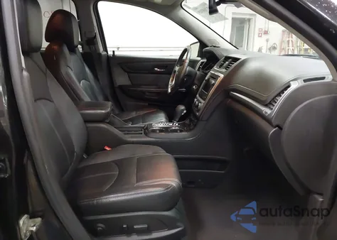 2015 GMC Acadia Slt-2 z USA, uszkodzony, nr VIN 1GKKVSKD7FJ223570